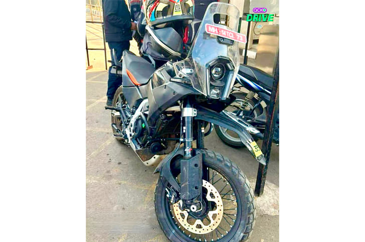 KTM 390 Adventure 2025 spy image. KTM 390 Adventure price, comfort, 2025 model spotted.