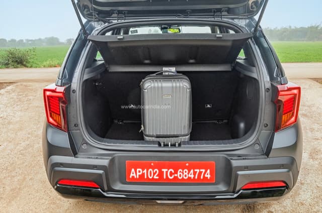 2024 Kia Sonet facelift review: Feature perfect