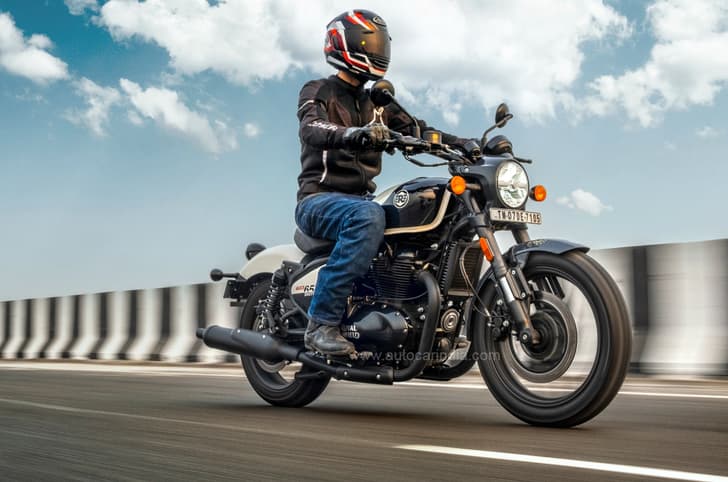 Royal Enfield Shotgun price, comfort, design: India review.
