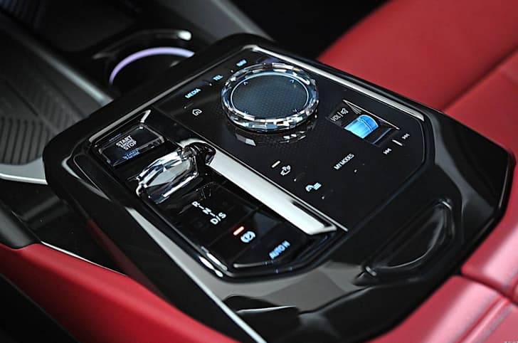 New BMW 5 Series, i5 LWB India launch this festive season