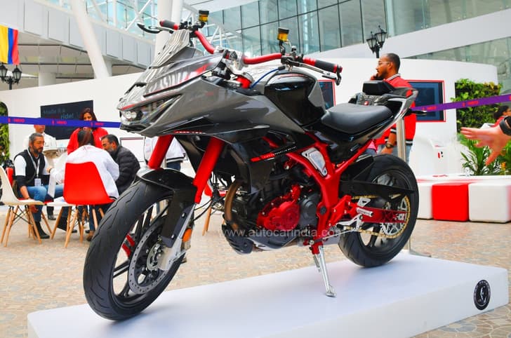 Hero Karizma CE showcased at Hero World 2024