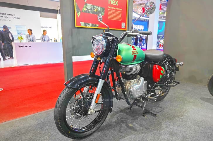 Royal Enfield Classic 350 flex fuel shown at Bharat Mobility Global Expo 2024