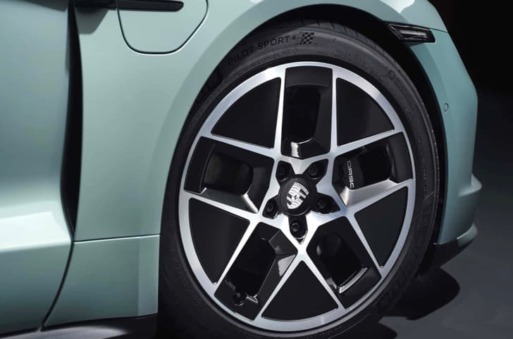Porsche Taycan facelift wheels Porsche Taycan facelift wheels