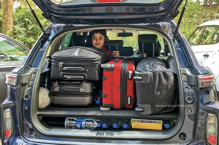 Maruti Suzuki Grand Vitara boot space