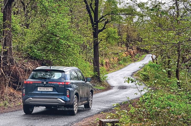 Maruti Suzuki Grand Vitara exterior 