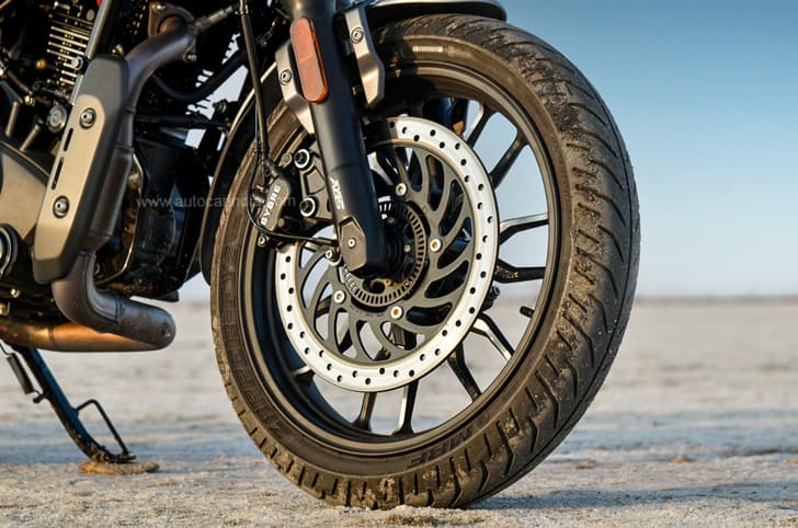 Hero Mavrick 440 brakes