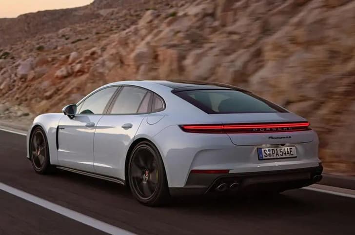 Porsche Panamera e-hybrid rear quarter 