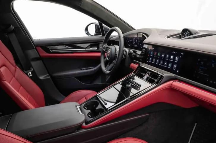 Porsche Panamera e-hybrid interior