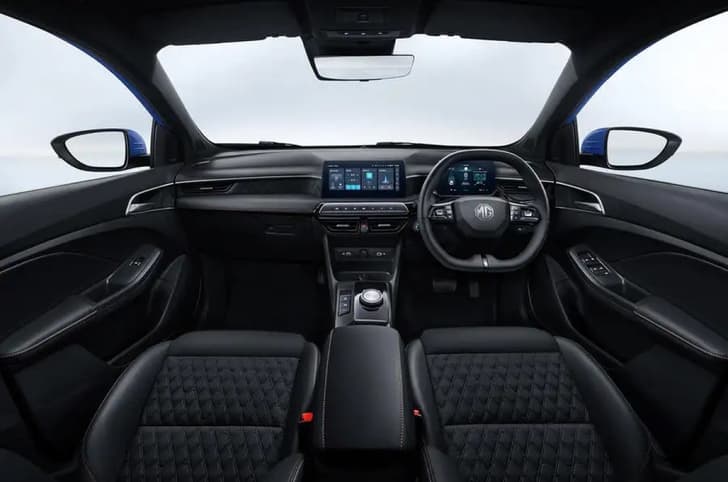 MG3 interior