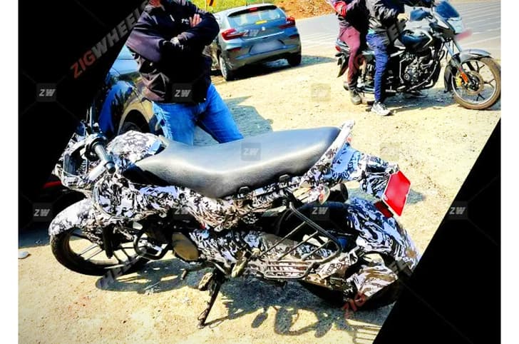 Bajaj Platina 110, CNG bike India launch.