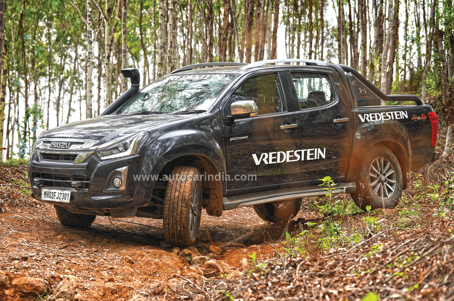 Vredstein Pinza HT, Ultrac Vorti I, BMW X5, Isuzu D-Max V-Cross