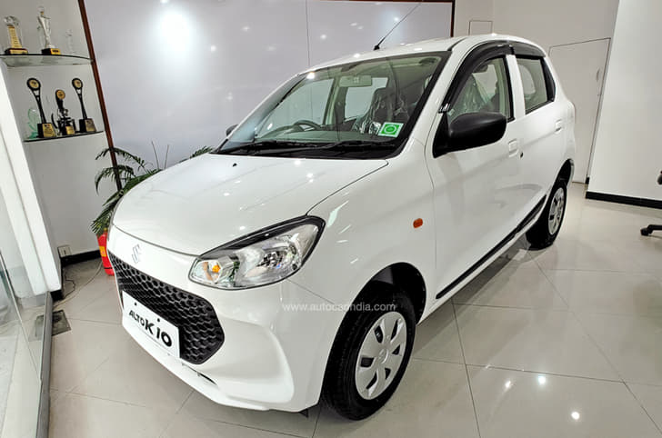 Maruti Alto K10 showroom Maruti Alto K10 showroom