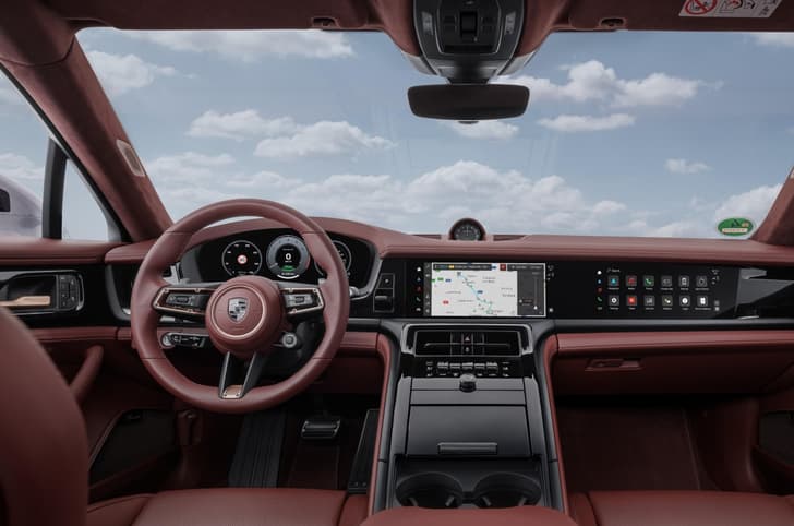 Porsche Panamera Turbo S E-Hybrid interior Porsche Panamera Turbo S E-Hybrid interior