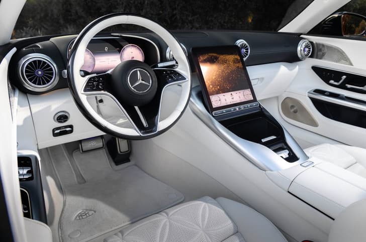 Mercedes-Maybach SL 680 Mercedes-Maybach SL 680