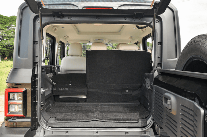 Mahindra Thar Roxx boot