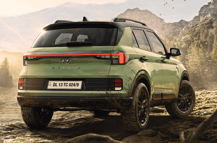 Hyundai Venue Adventure Edition rear quarter Hyundai Venue Adventure Edition rear quarter