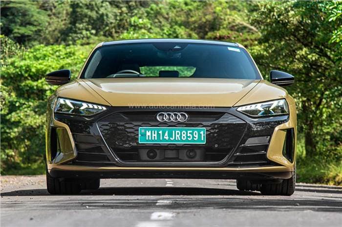 Audi e-tron GT front static Audi e-tron GT front static
