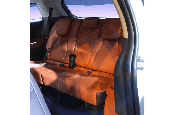 Kia Carnival third row seats Kia Carnival third row seats