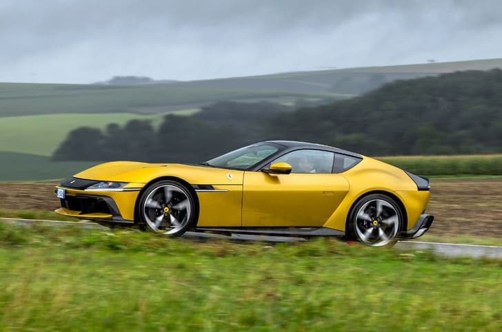 Ferrari 12Cilindri review side action Ferrari 12Cilindri review side action