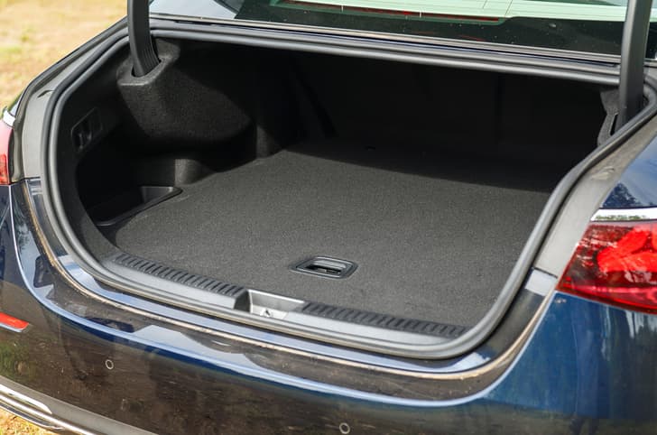 Mercedes E-Class boot