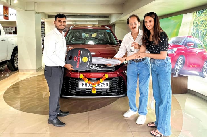 Toyota Hyryder showroom Toyota Hyryder buying, Saumil's wife
