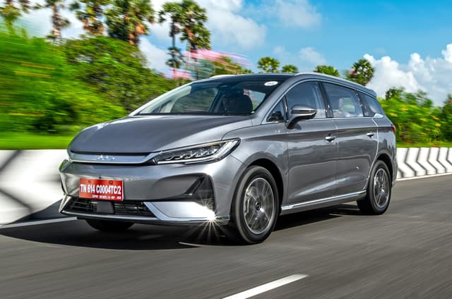 BYD eMax 7 review: Max comfort?