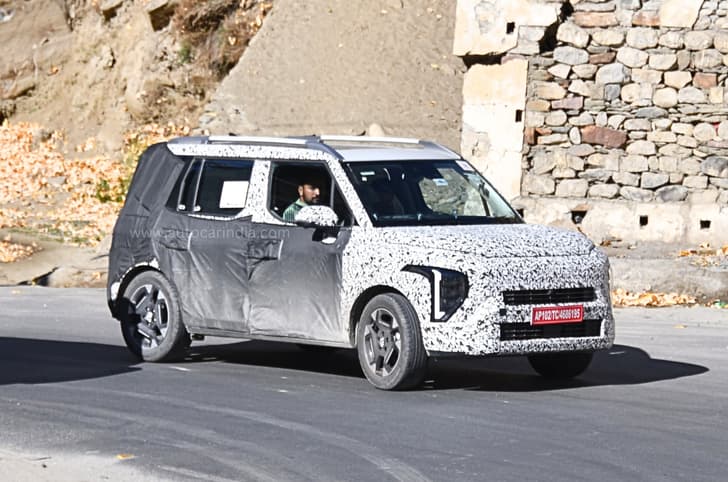 Kia Syros, Syros front 3/4 spied testing