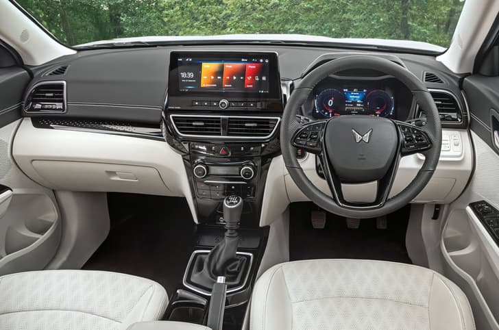 Mahindra XUV 3XO interior Mahindra XUV 3XO interior