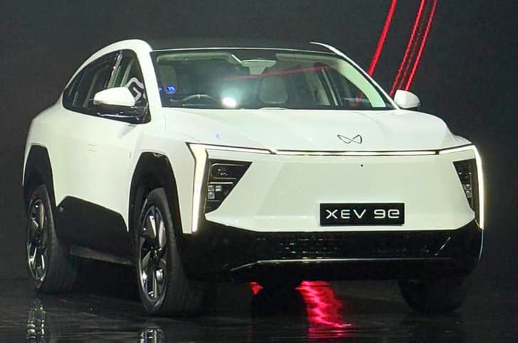Mahindra XEV 9e white Mahindra XEV 9e white