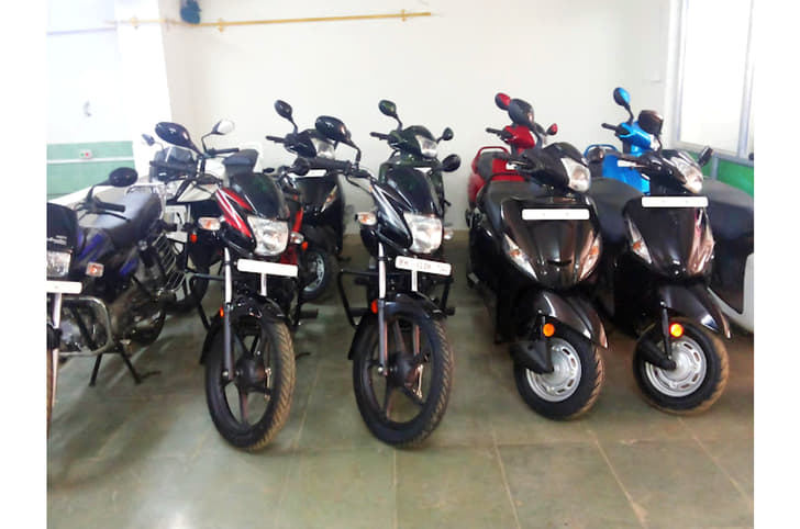 Scooter, bike sales November 2024: Honda closes down gap to Hero