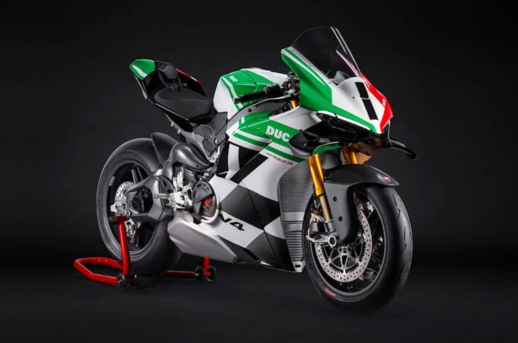 Ducati Panigale V4 Tricolore front three-quarters view Ducati Panigale V4 Tricolore, design, limited edition, colours, power