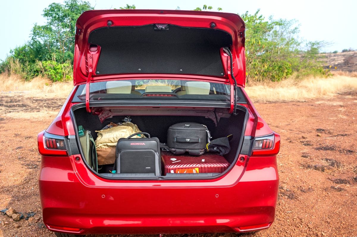 Honda Amaze boot space