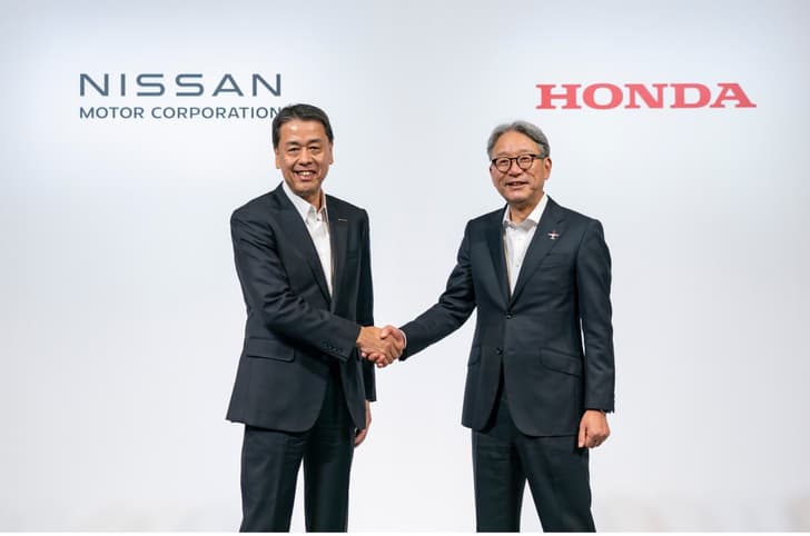 Honda and Nissan merger talks begin