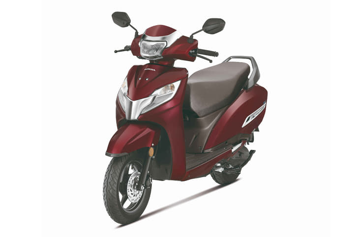 Honda Activa 125 red colour front 3/4 static Honda Activa 125, price, TFT display, launch