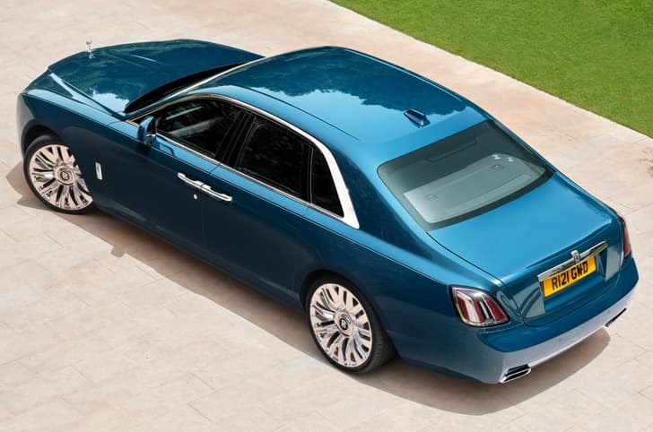 2025 Rolls-Royce Ghost rear top 2025 Rolls-Royce Ghost rear top
