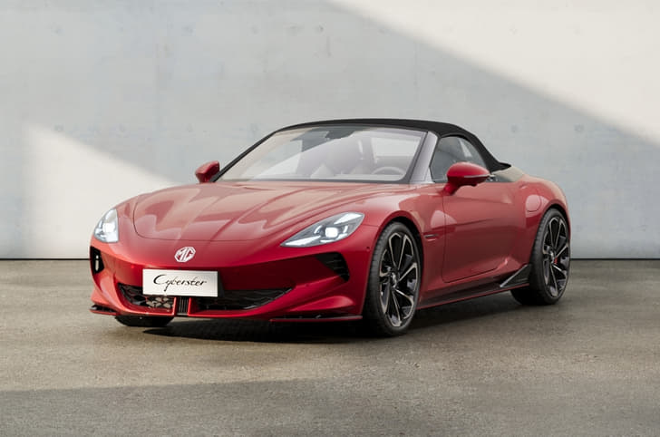 MG Cyberster in red MG Cyberster in red