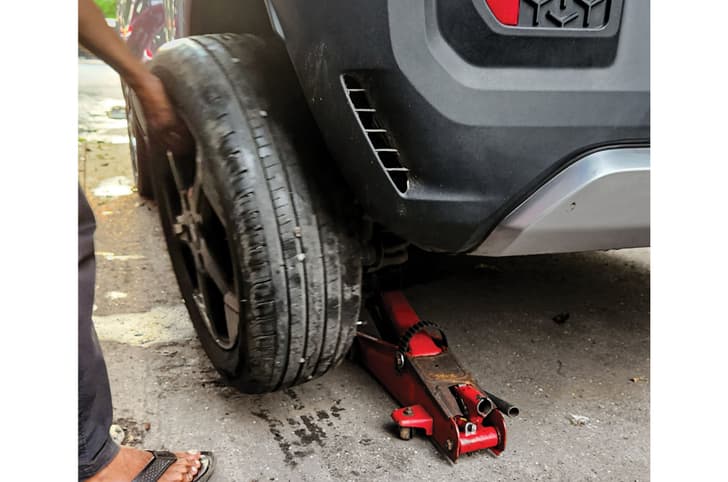 Tata Punch EV long term review changing tyre Tata Punch EV long term review changing tyre