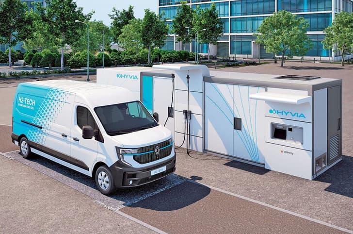 Renault Master H2-Tech Prototype Renault Master H2-Tech Prototype FCEV hydrogen refuelling