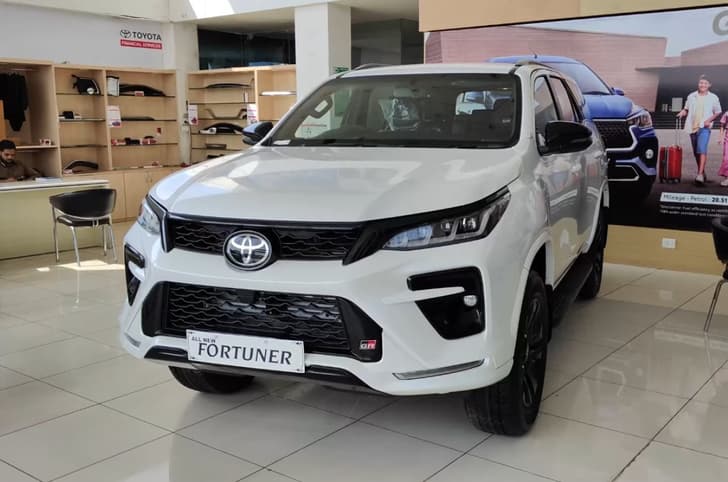 Toyota Fortuner GR Sport 2024 Toyota Fortuner GR Sport 2024