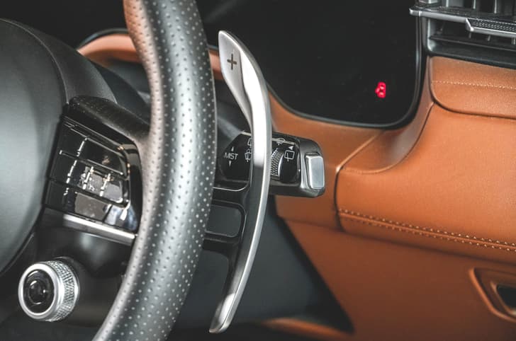 Maserati Grecale paddle shifters and steering column Maserati Grecale paddle shifters and steering column