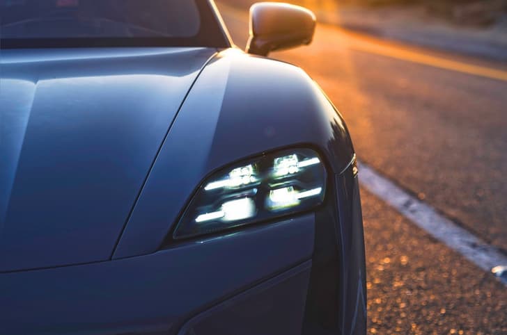 2025 porsche taycan turbo s facelift headlights