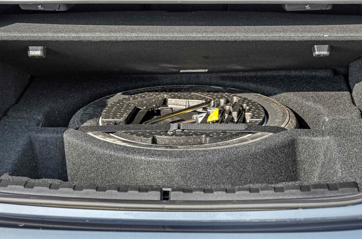 BMW M340i boot space and spare wheel 
