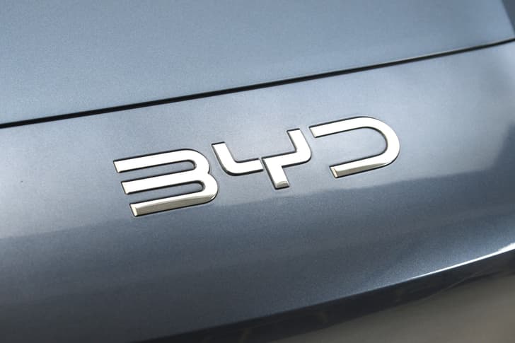 BYD logo BYD logo