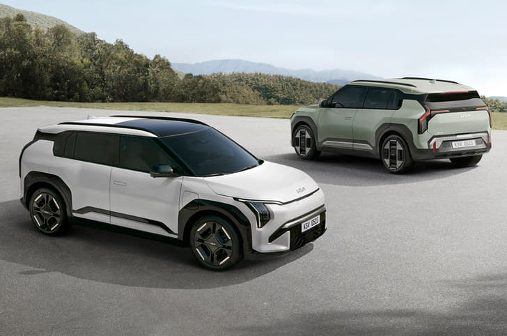 Kia EV3 wins 2025 World Car of the Year award Kia EV3 wins 2025 World Car of the Year award