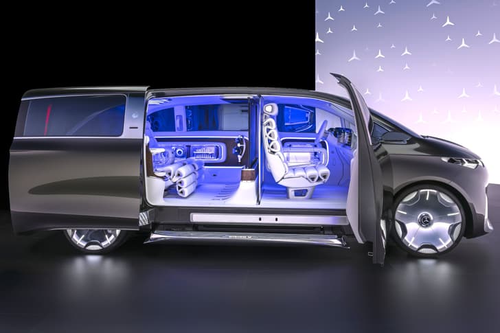 mercedes benz vision v concept doors open