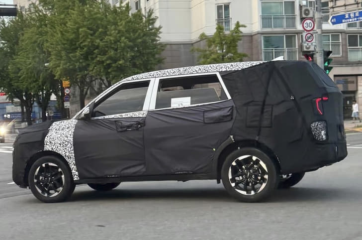 kia carens facelift 2025 kia carens facelift 2025 reveal date