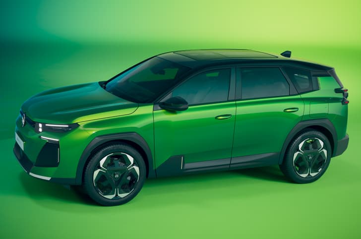 Citroen C5 Aircross side profile 