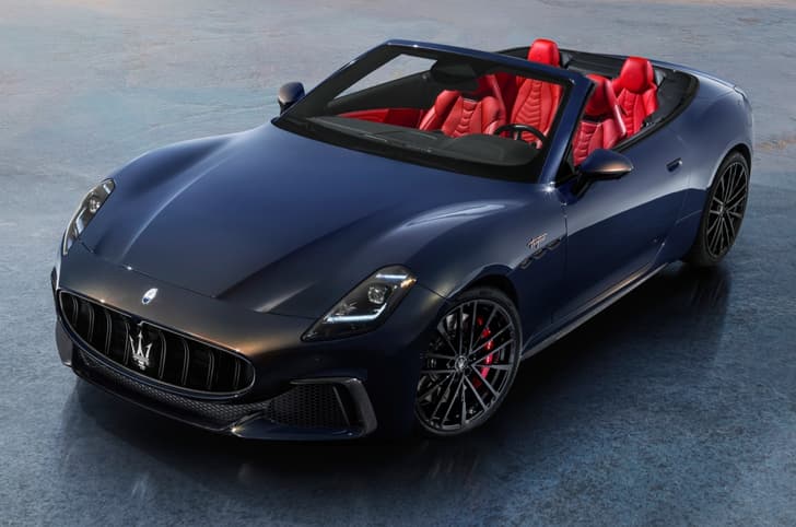 Maserati GranCabrio front
