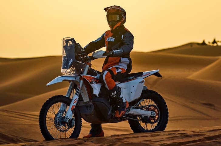 KTM 450 Rally Replica revealed, limited to 150 units KTM 450 Rally Replica revealed, limited to 150 units