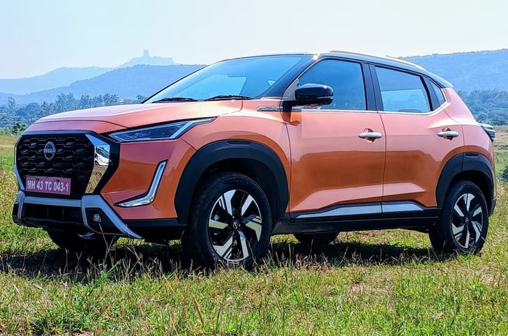 Nissan Magnite front static